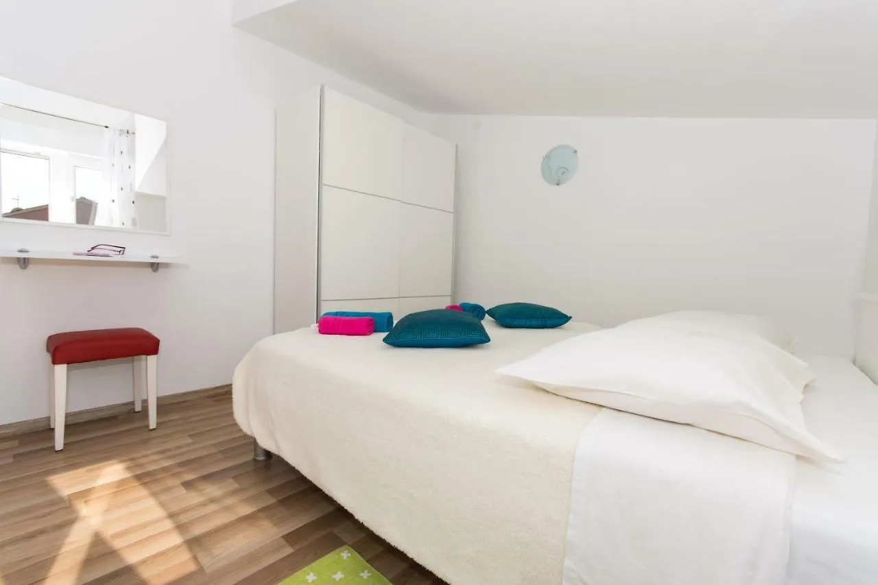 Apartment Apartmani Island Trogir