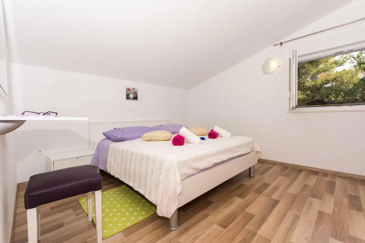 Apartment Apartmani Island Trogir Croatia