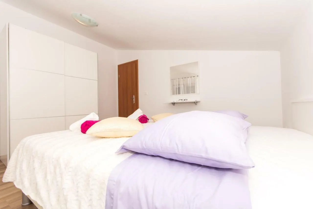 Apartmani Island Trogir