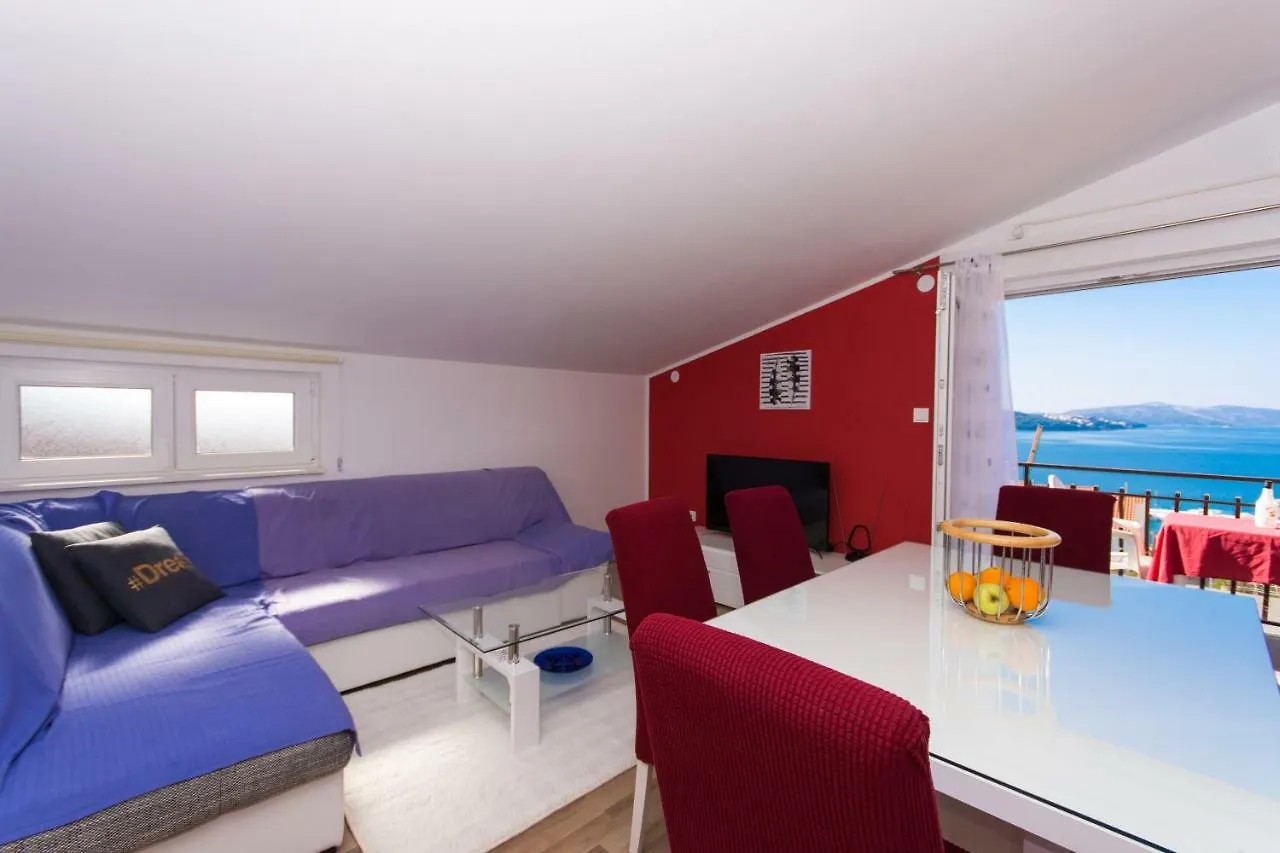 Apartment Apartmani Island Trogir Croatia