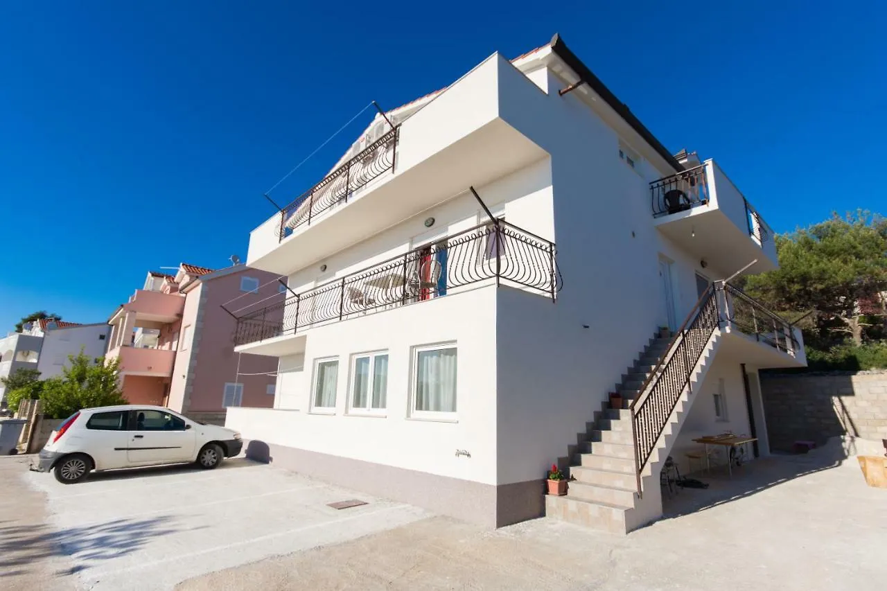 Apartmani Island Trogir Croatia