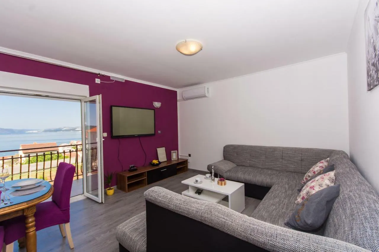 Apartmani Island Trogir