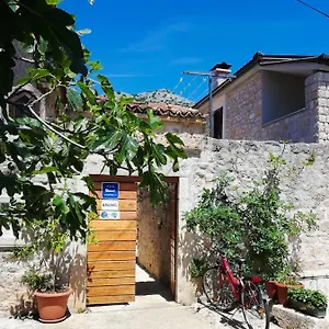 Branko Appartement Starigrad Paklenica