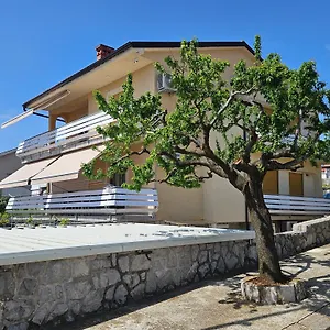Pavlović Krk Town